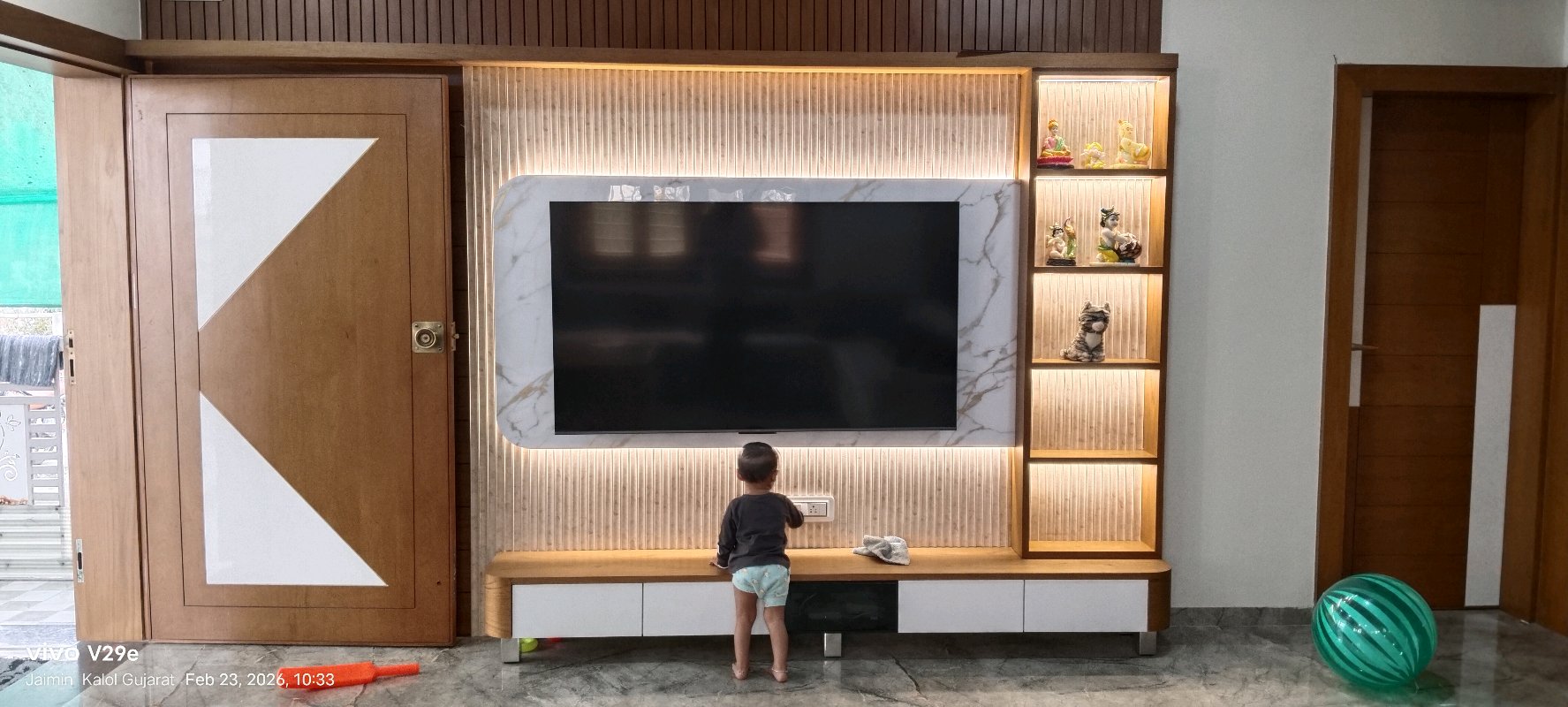 Ramdev Farnichar  JAIMIN PANCHAL - tv kebinet Design Portfolio Work in India