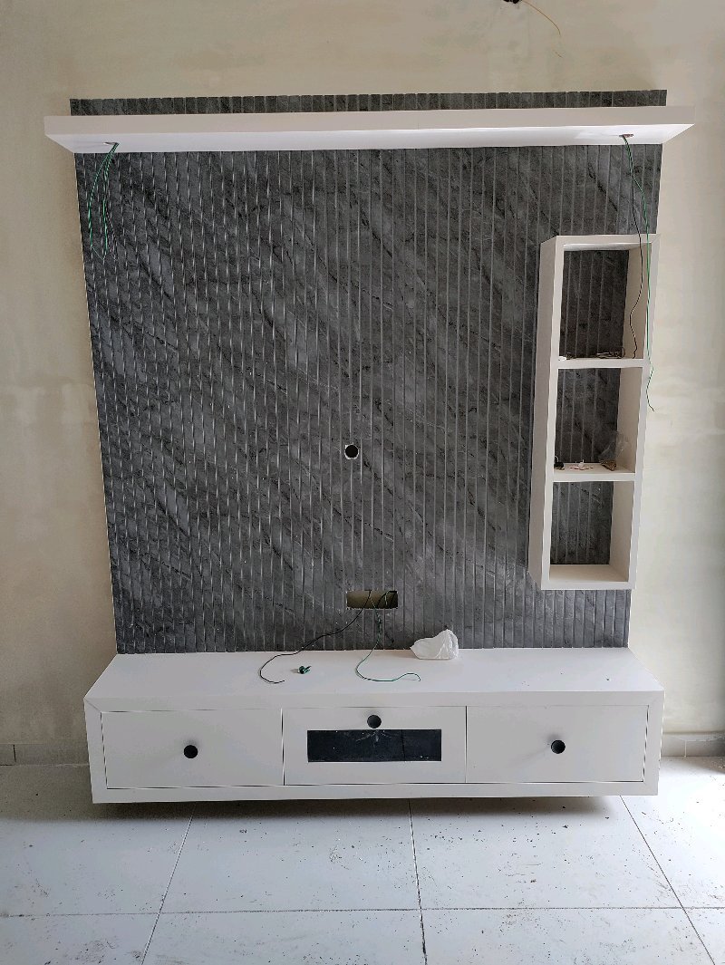 TV UNIT