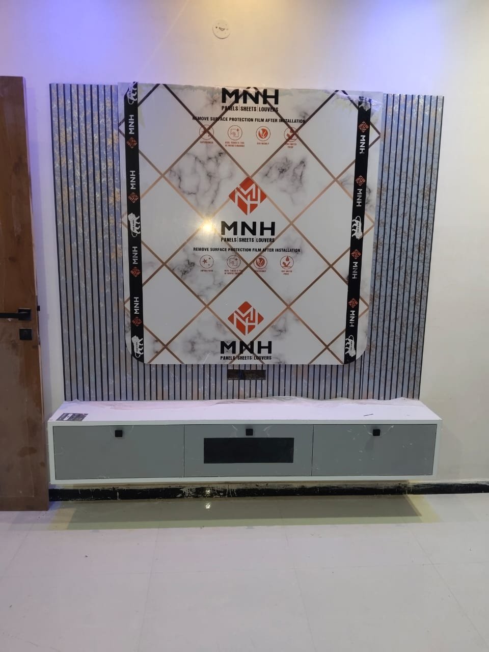 Tv unit