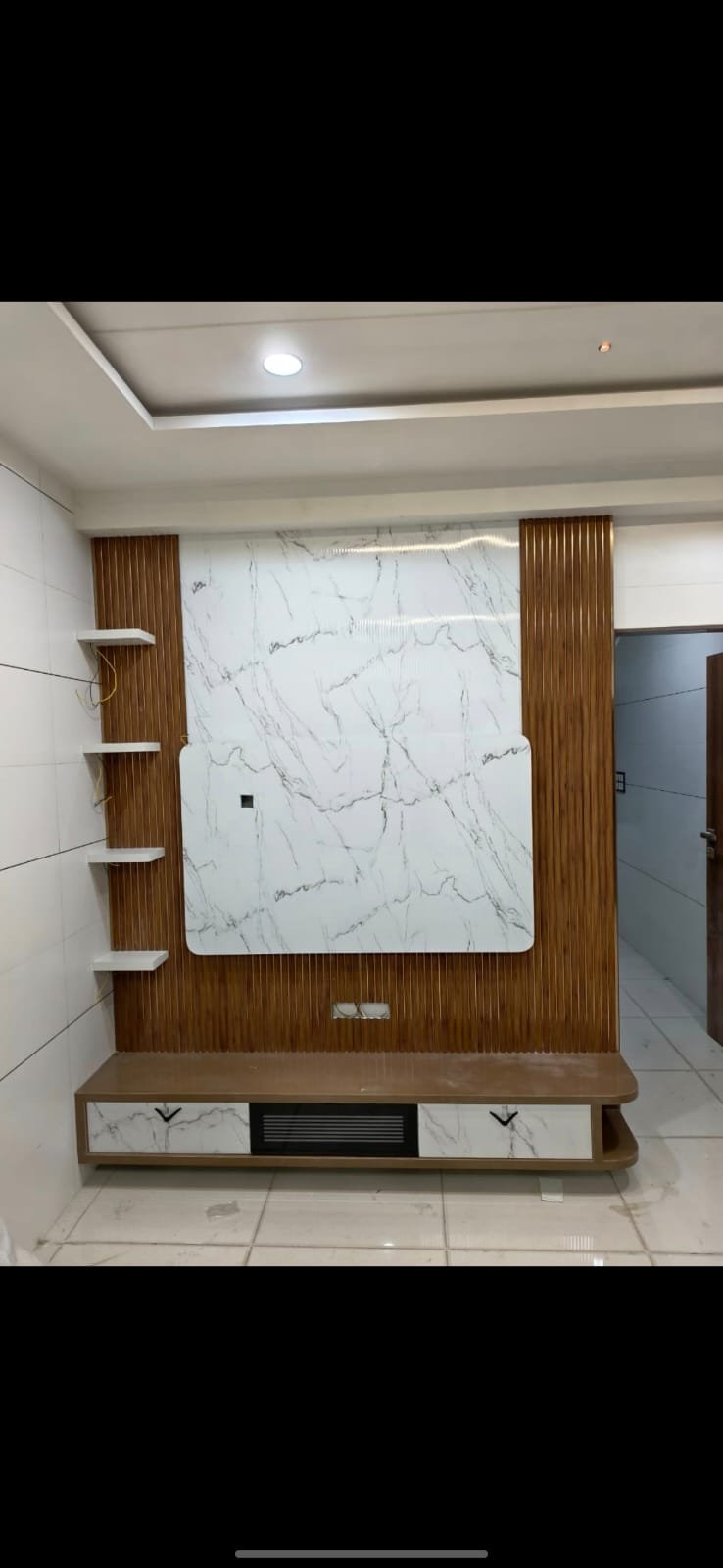 Tv unit