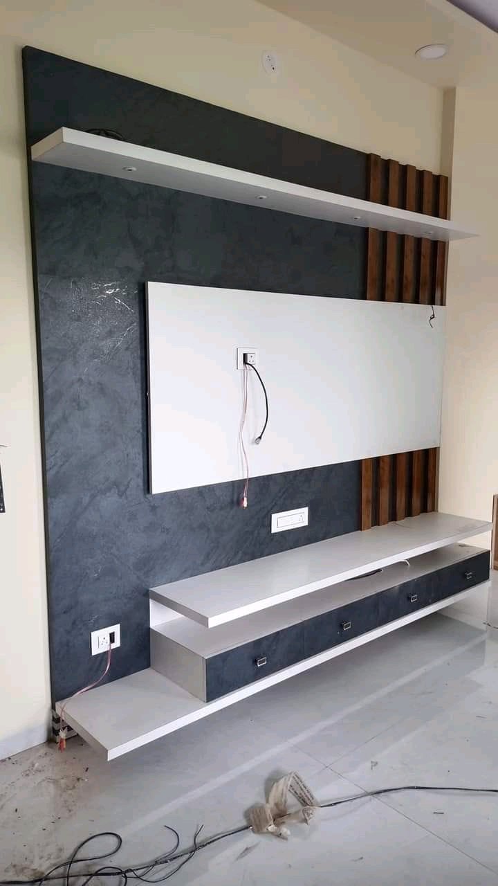 TV UNIT