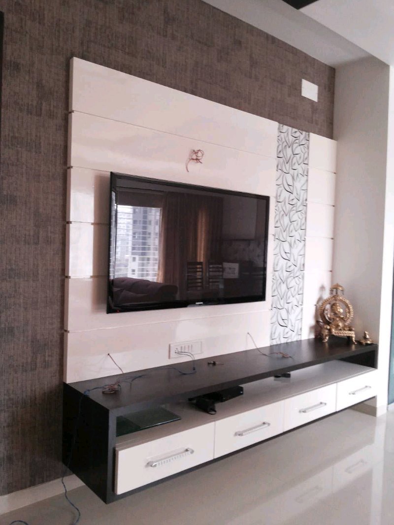 TV UNIT
