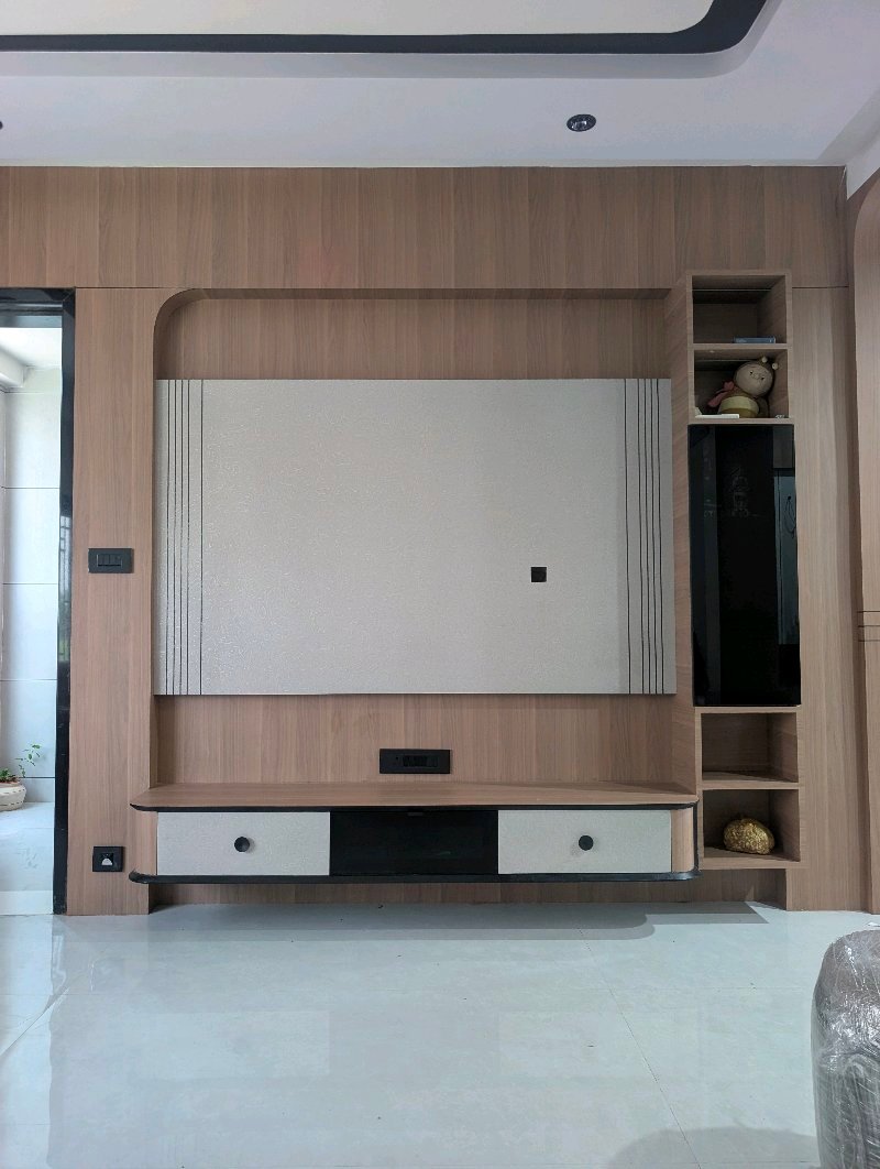 TV UNIT
